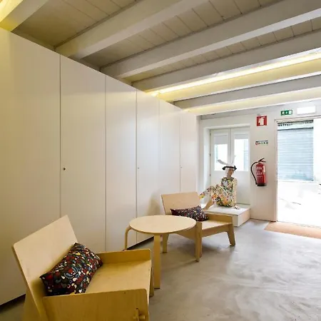Apartment Downtown Cosy Vi